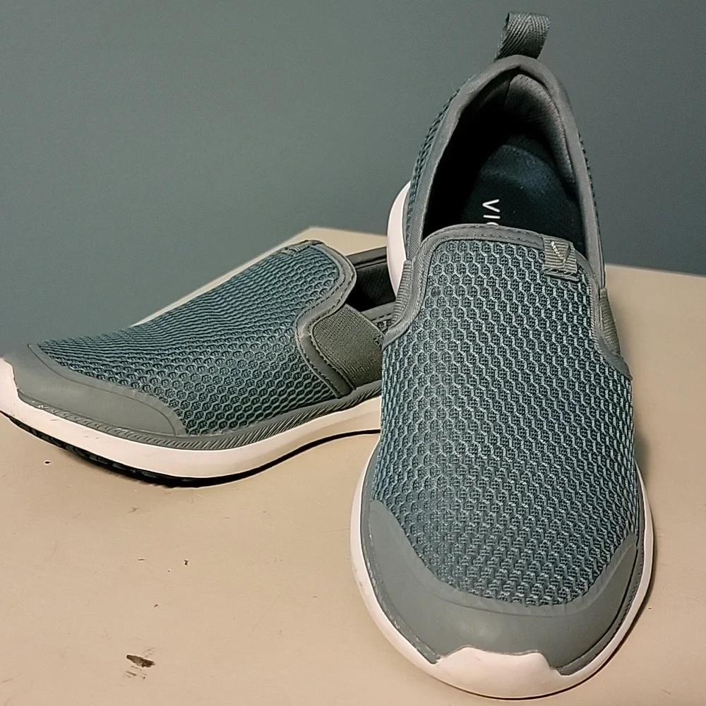 VIONIC Julianna‎ Sneaker Green Mesh 6